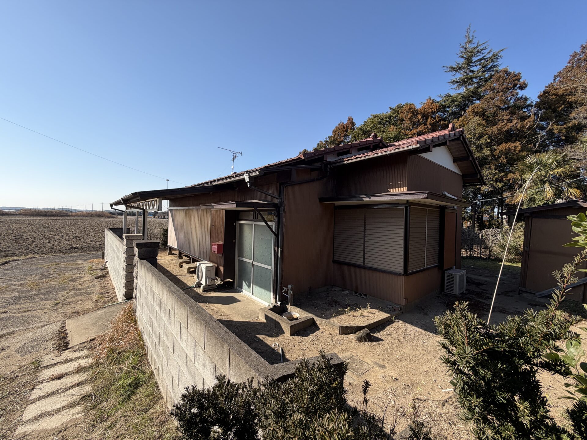 印西市安食卜杭　古家付き土地　200万円