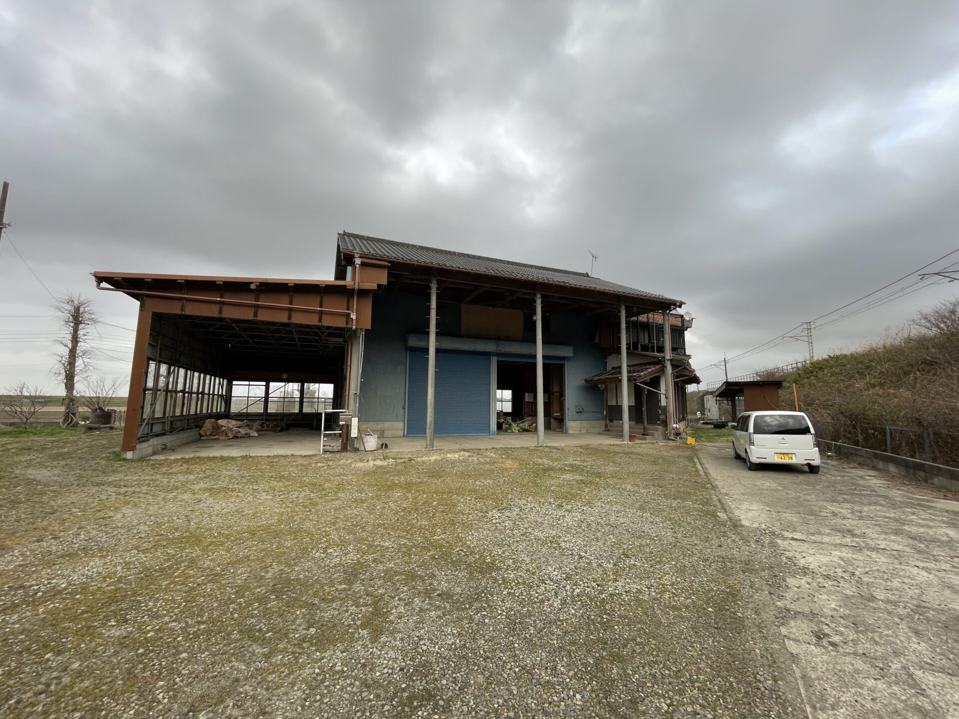 香取市大倉丁子　居宅・作業場　1400万円