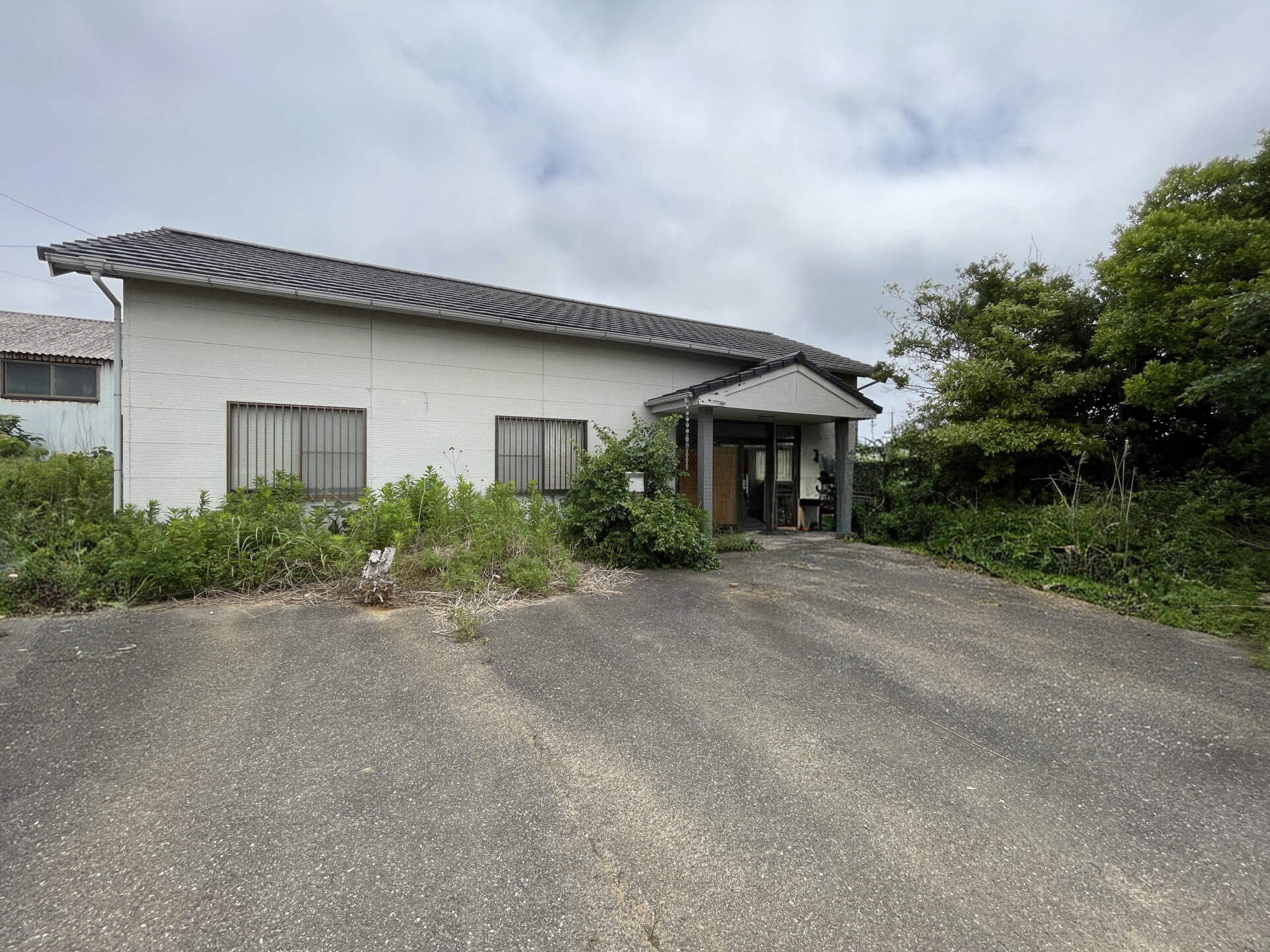 匝瑳市長谷　中古事務所　300万円